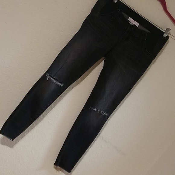 Liz Lange Denim - Liz Lange maternity jeggings  size 2